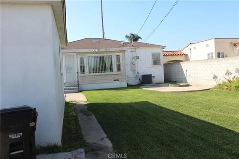 Tiny photo for 9812 S Denker Ave, Los Angeles, CA 90047 (MLS # MB25252327)