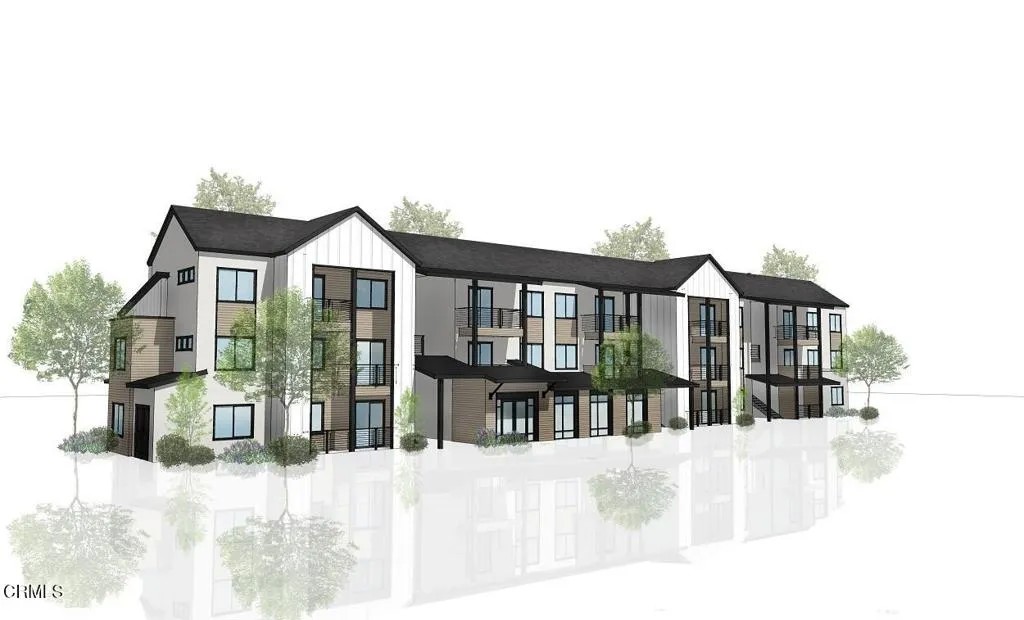 222 N Frontage