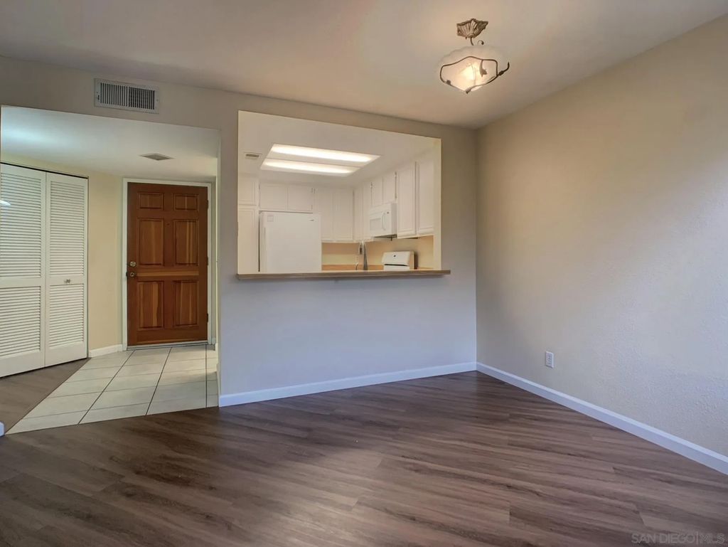 Photo of 2962 Alanwood Ct, Spring Valley, CA 91978 (MLS # 260003541)