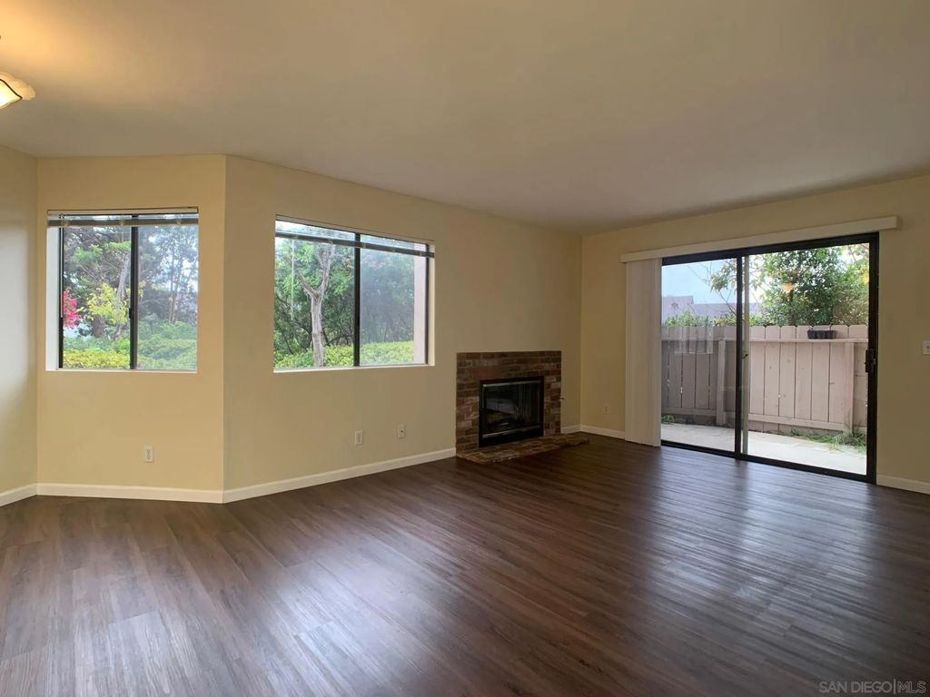 Photo of 2962 Alanwood Ct, Spring Valley, CA 91978 (MLS # 260003541)