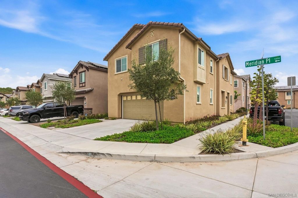 Photo of 5429 Meridian Place, Bonsall, CA 92003 (MLS # 260005209)