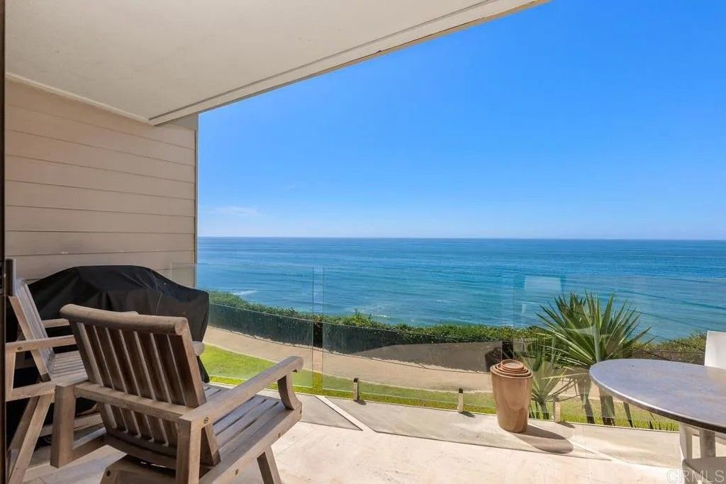 Photo of 369 W I Street, Encinitas, CA 92024 (MLS # NDP2507140)