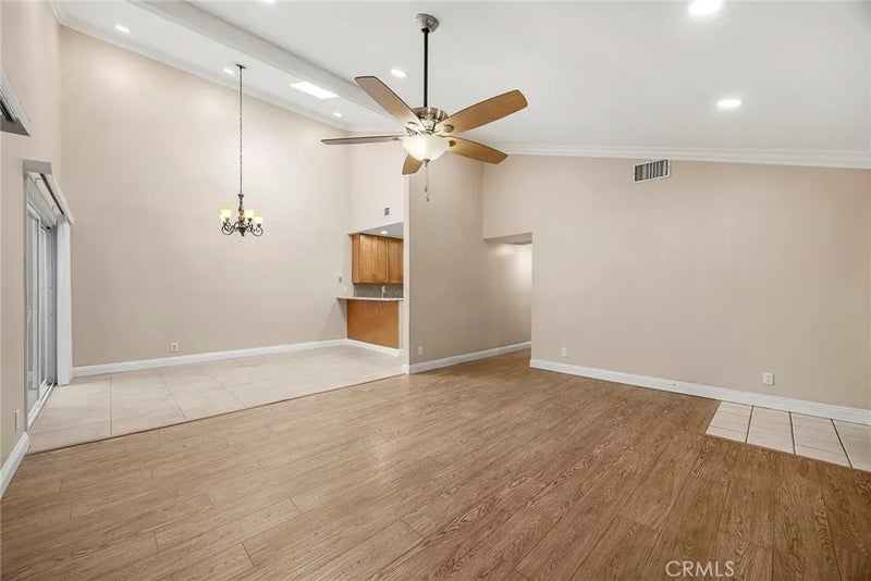 12618 OXFORD Drive