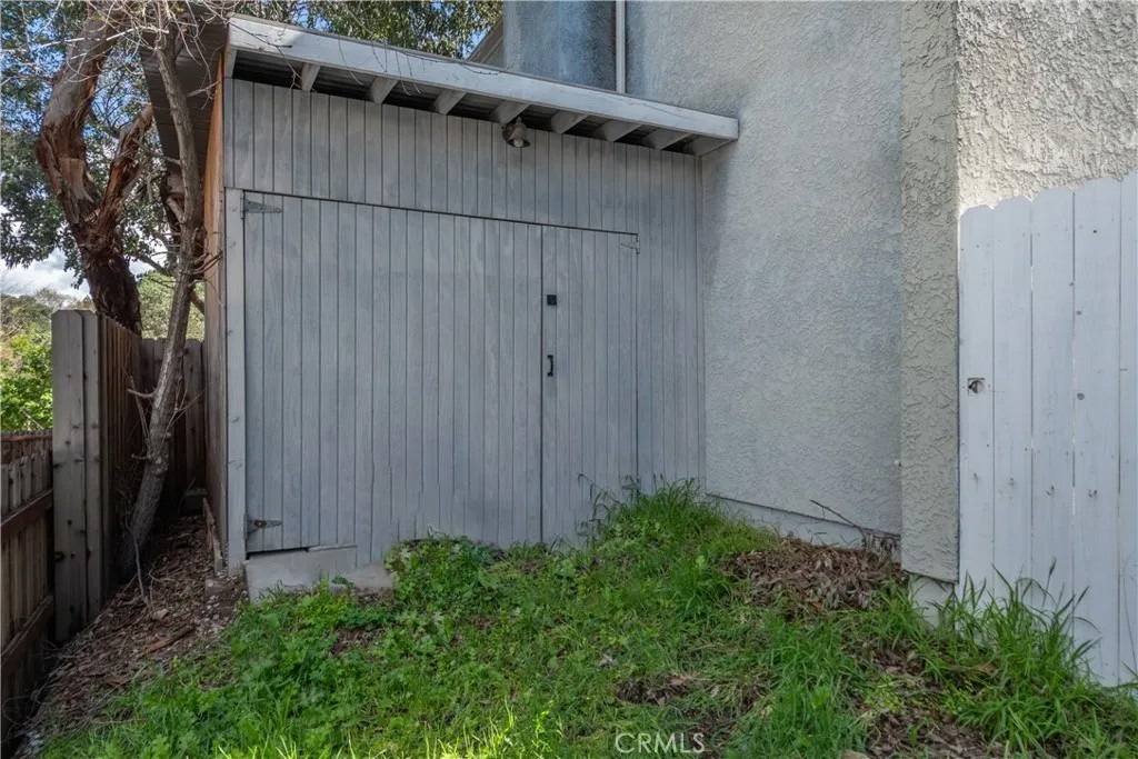6143 Wisteria Street