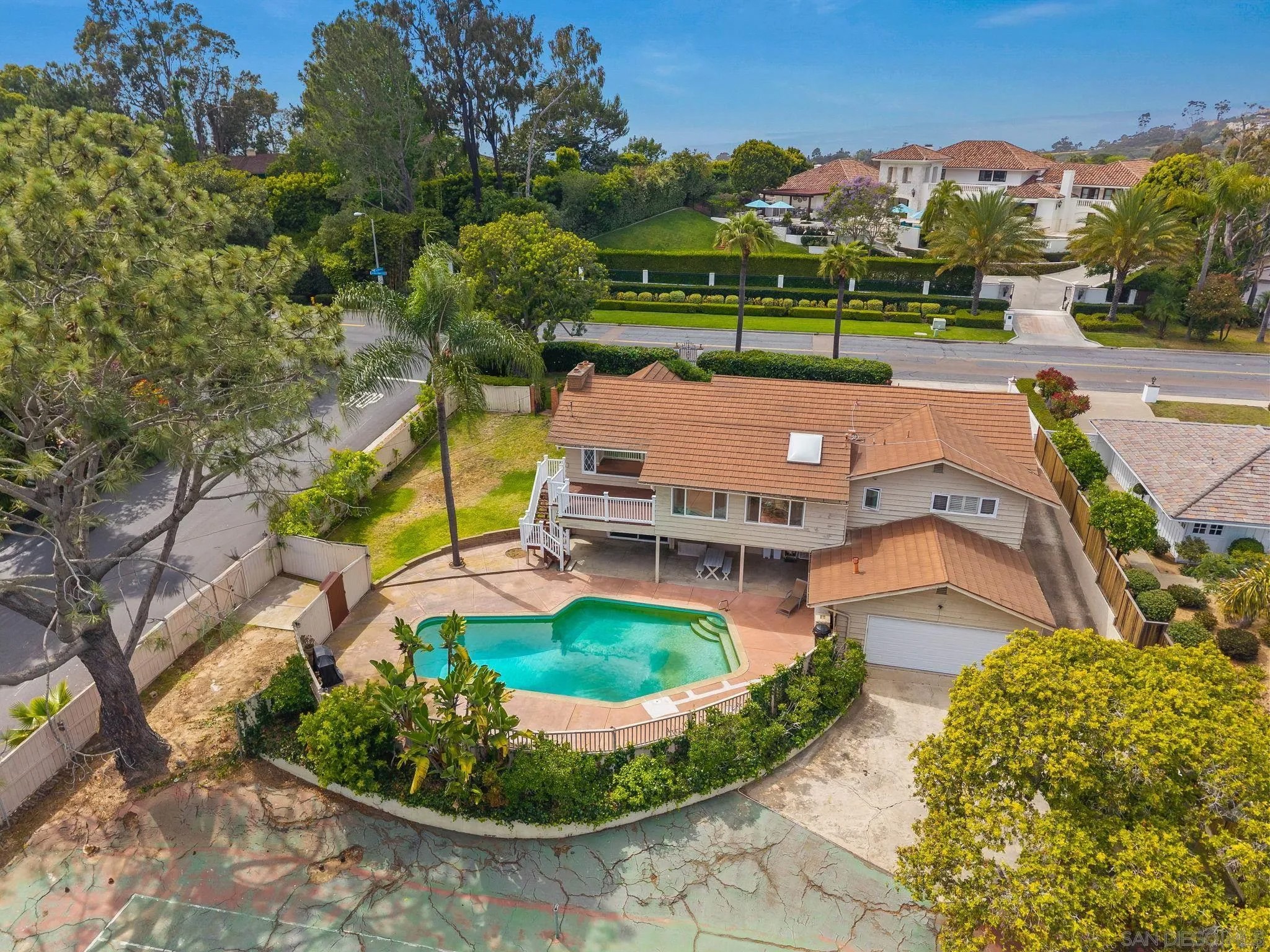 6401 La Jolla Scenic Dr S