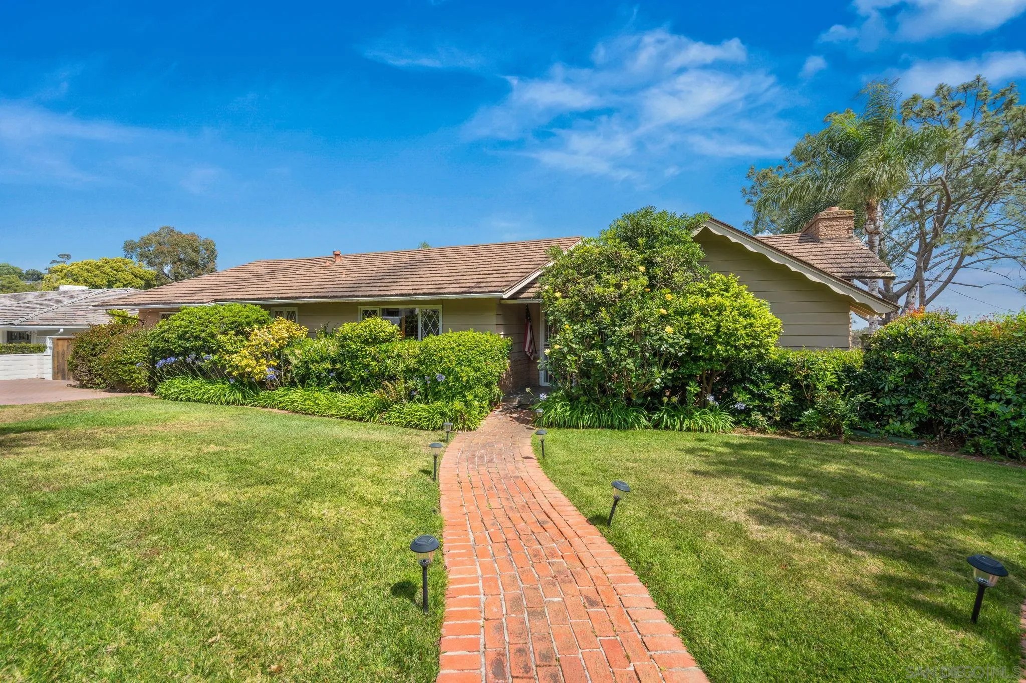 6401 La Jolla Scenic Dr S