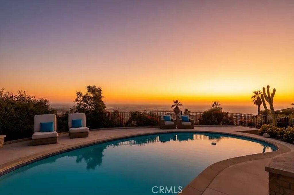 Photo of 5544 Greenleaf AVE, Whittier, CA 90601 (MLS # CV26096135)