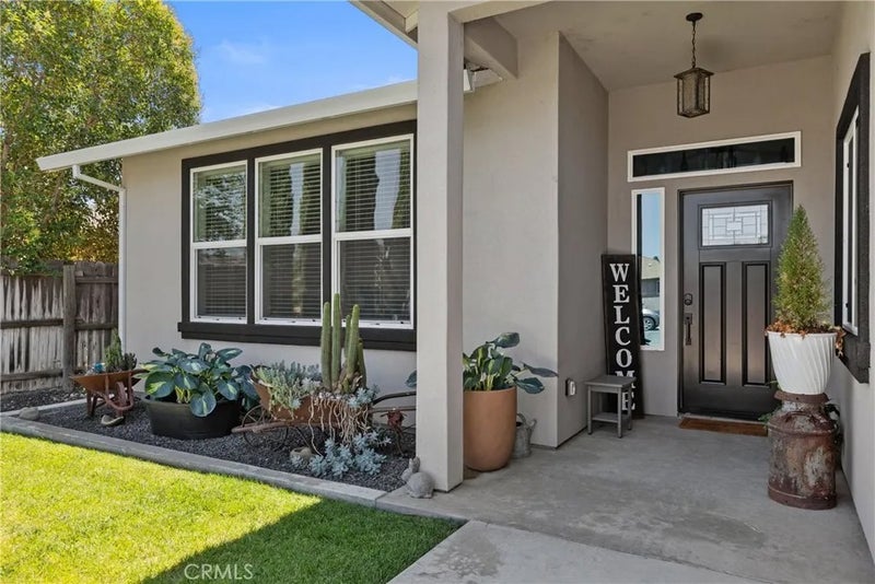 689 Apricot Circle
