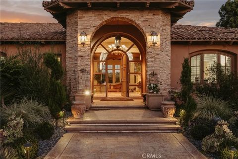 Photo of 14725 Rancho Santa Fe Farms Rd, Rancho Santa Fe, CA 92067 (MLS # OC25244572)