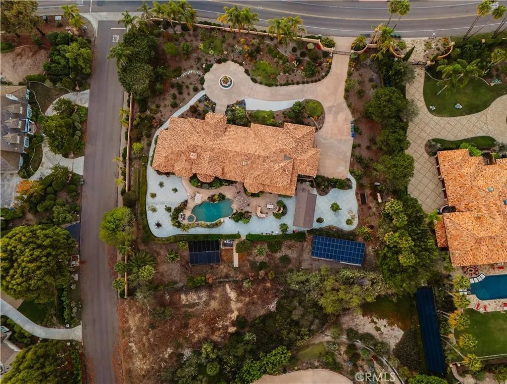 Photo of 14725 Rancho Santa Fe Farms Rd, Rancho Santa Fe, CA 92067 (MLS # OC25244572)