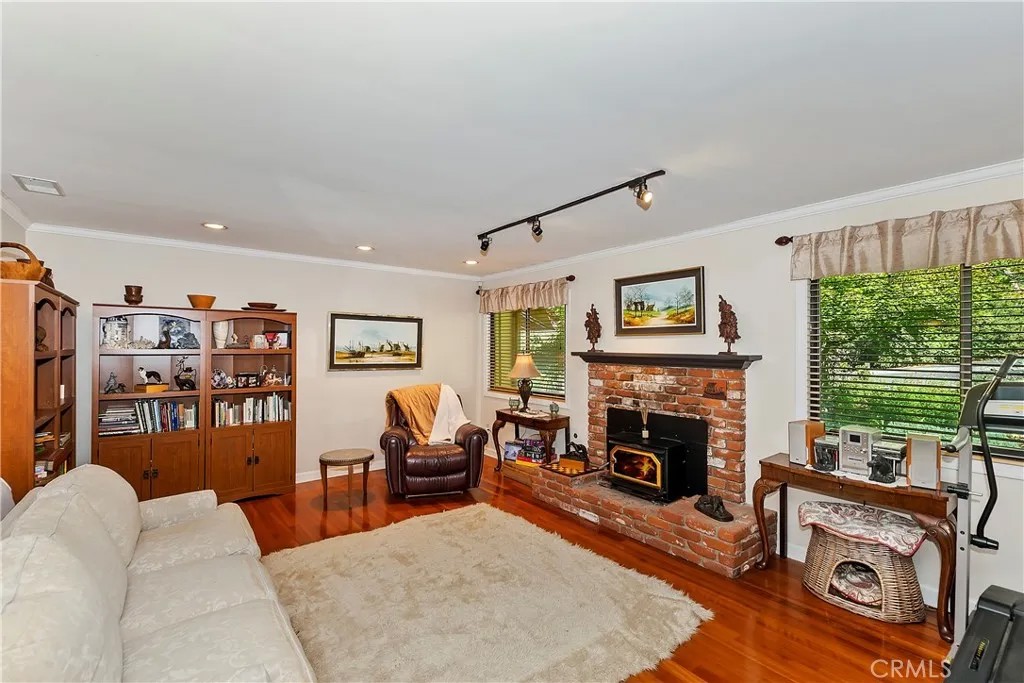 23167 Brookside Road