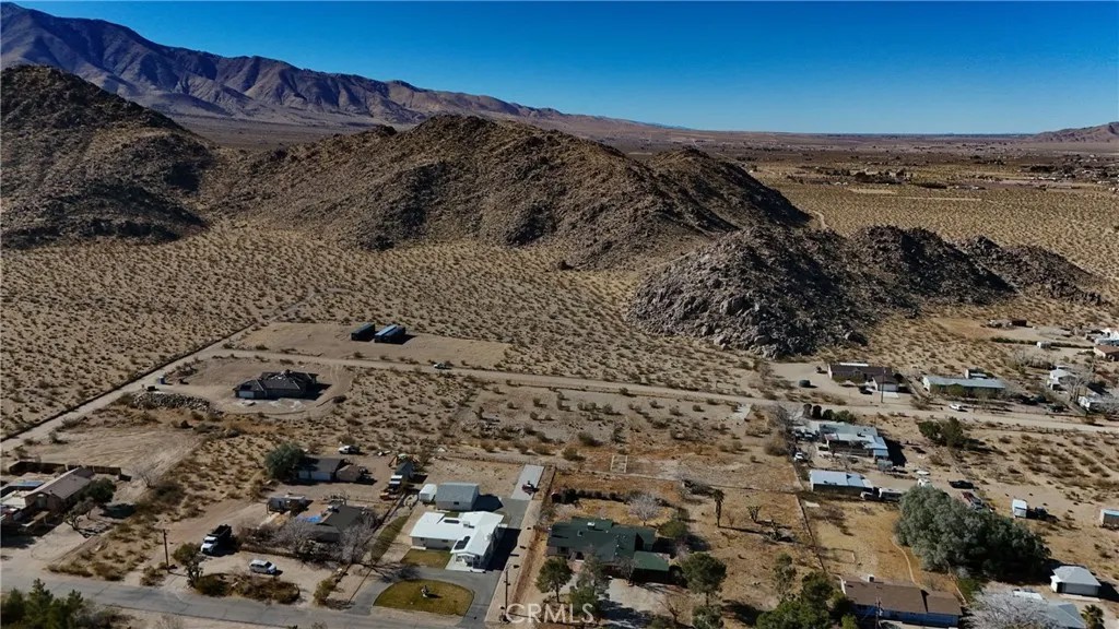728 Red Butte