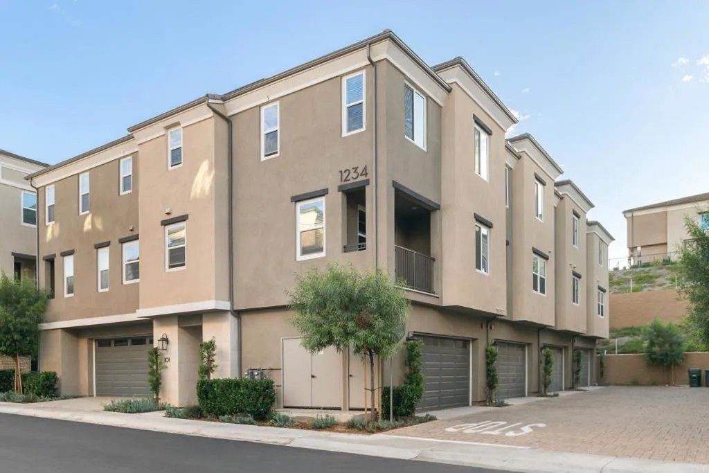 Photo of 1234 Sunrise Vw #101, San Marcos, CA 92078 (MLS # NDP2508391)
