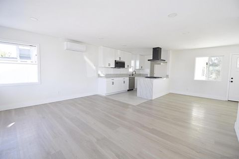 Tiny photo for 4646 Coconino Way, San Diego, CA 92117 (MLS # 250045318)