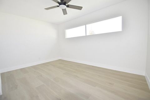 Tiny photo for 4646 Coconino Way, San Diego, CA 92117 (MLS # 250045318)