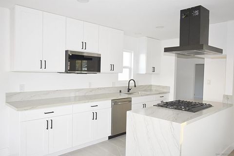 Tiny photo for 4646 Coconino Way, San Diego, CA 92117 (MLS # 250045318)