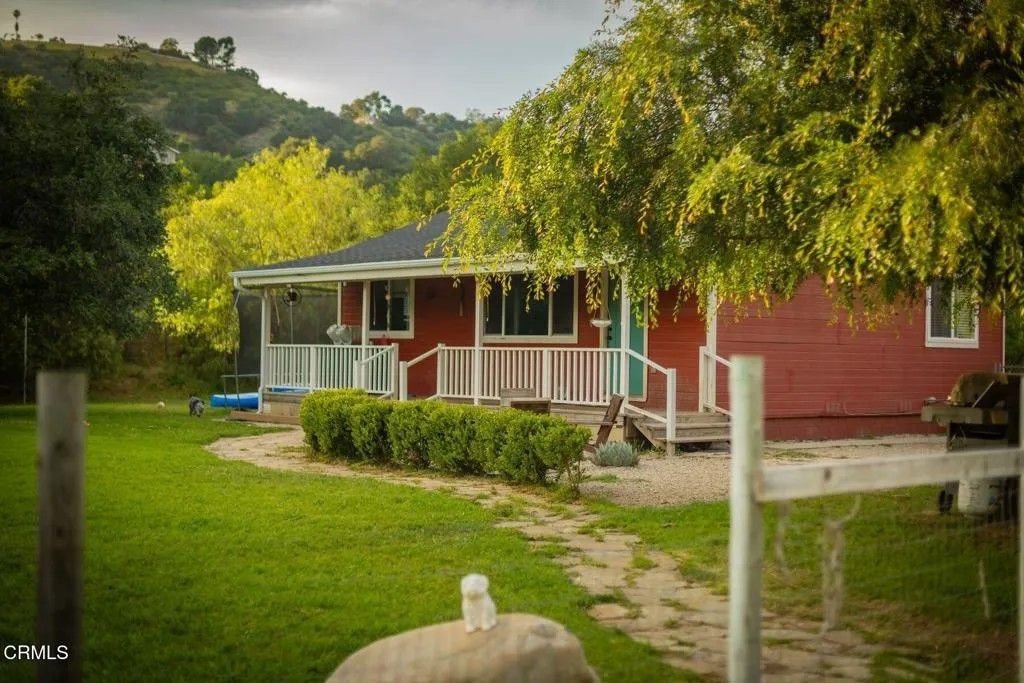 Photo of 1335 Fraser Lane, Ojai, CA 93023 (MLS # V1-35801)