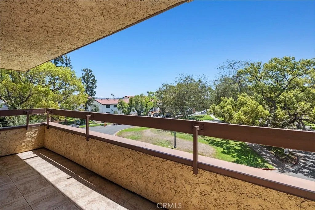 444 Piedmont Avenue 216