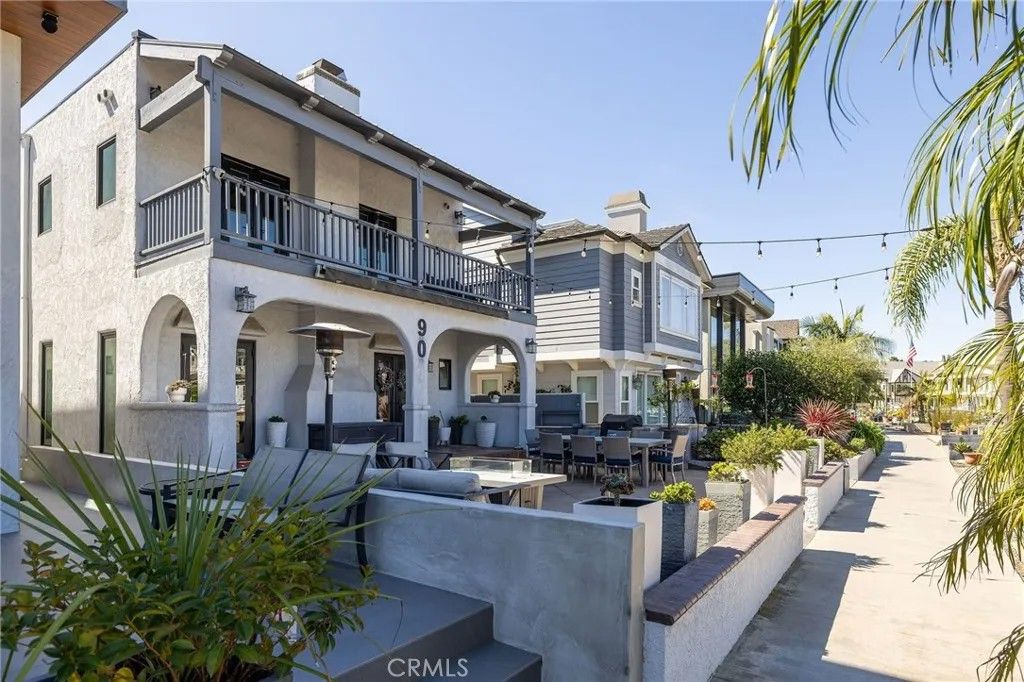 Photo of 90 Rivo Alto Canal, Long Beach, CA 90803 (MLS # OC26039665)