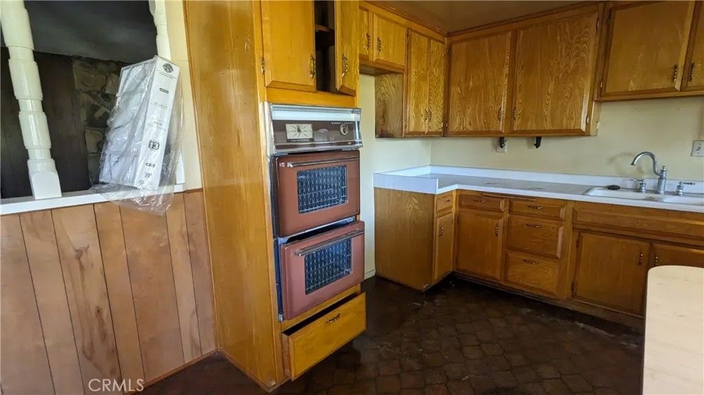 Photo of 384 W 7th St, Upland, CA 91786 (MLS # IG25246533)