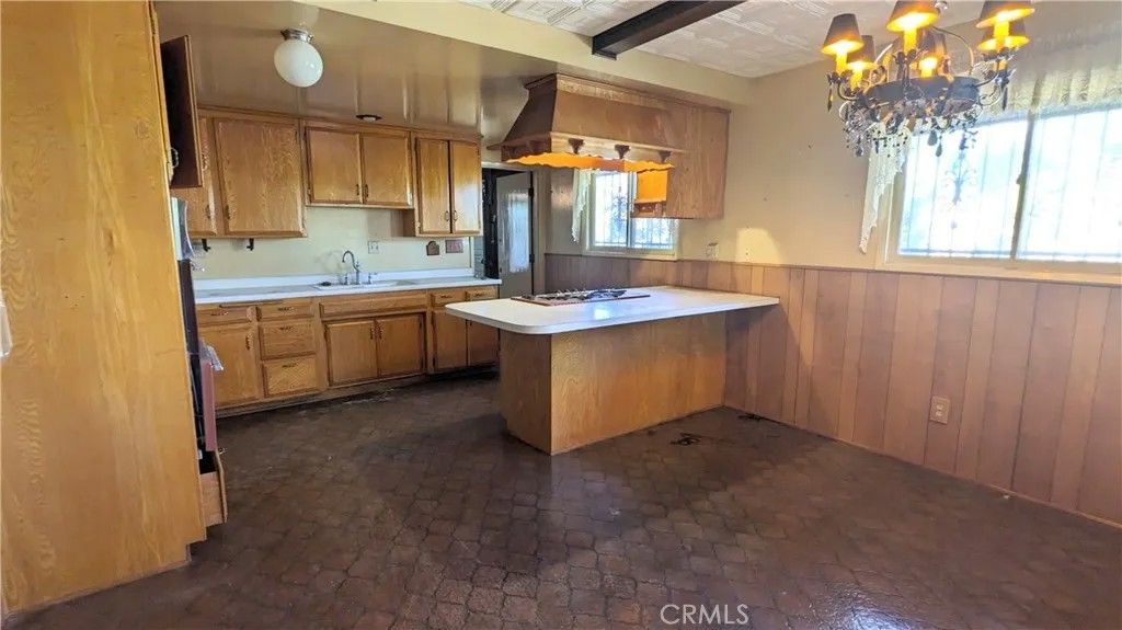 Photo of 384 W 7th St, Upland, CA 91786 (MLS # IG25246533)