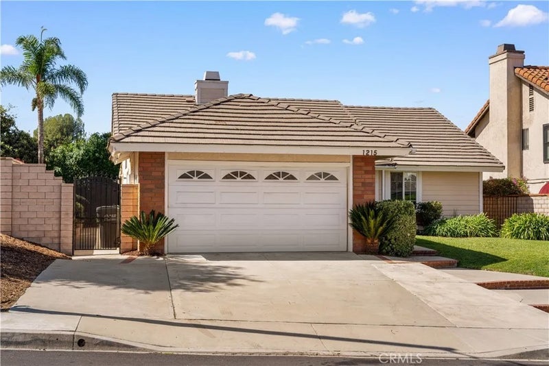 1215 Vassar Lane