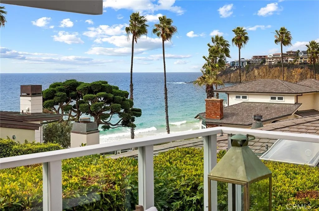 32 Emerald Bay