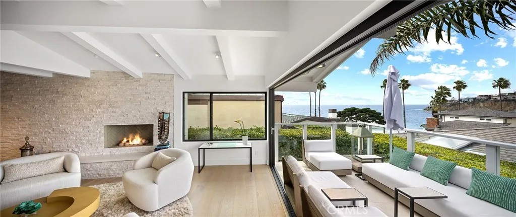 32 Emerald Bay