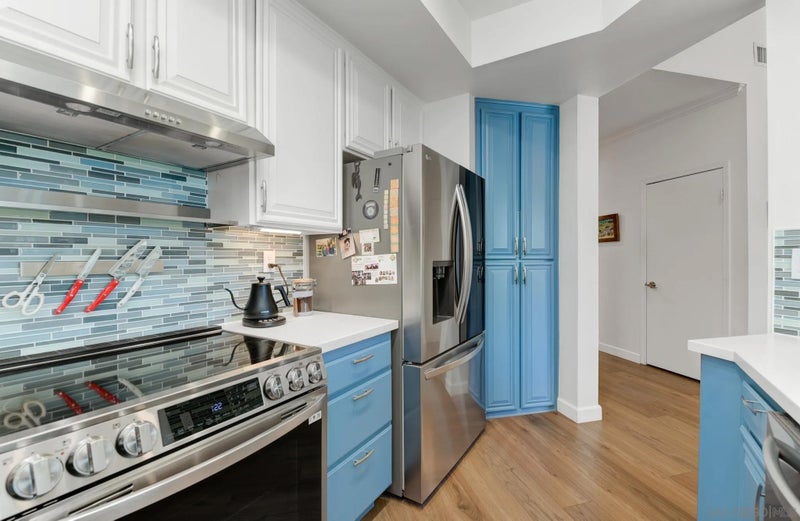 4701 Date Ave 423