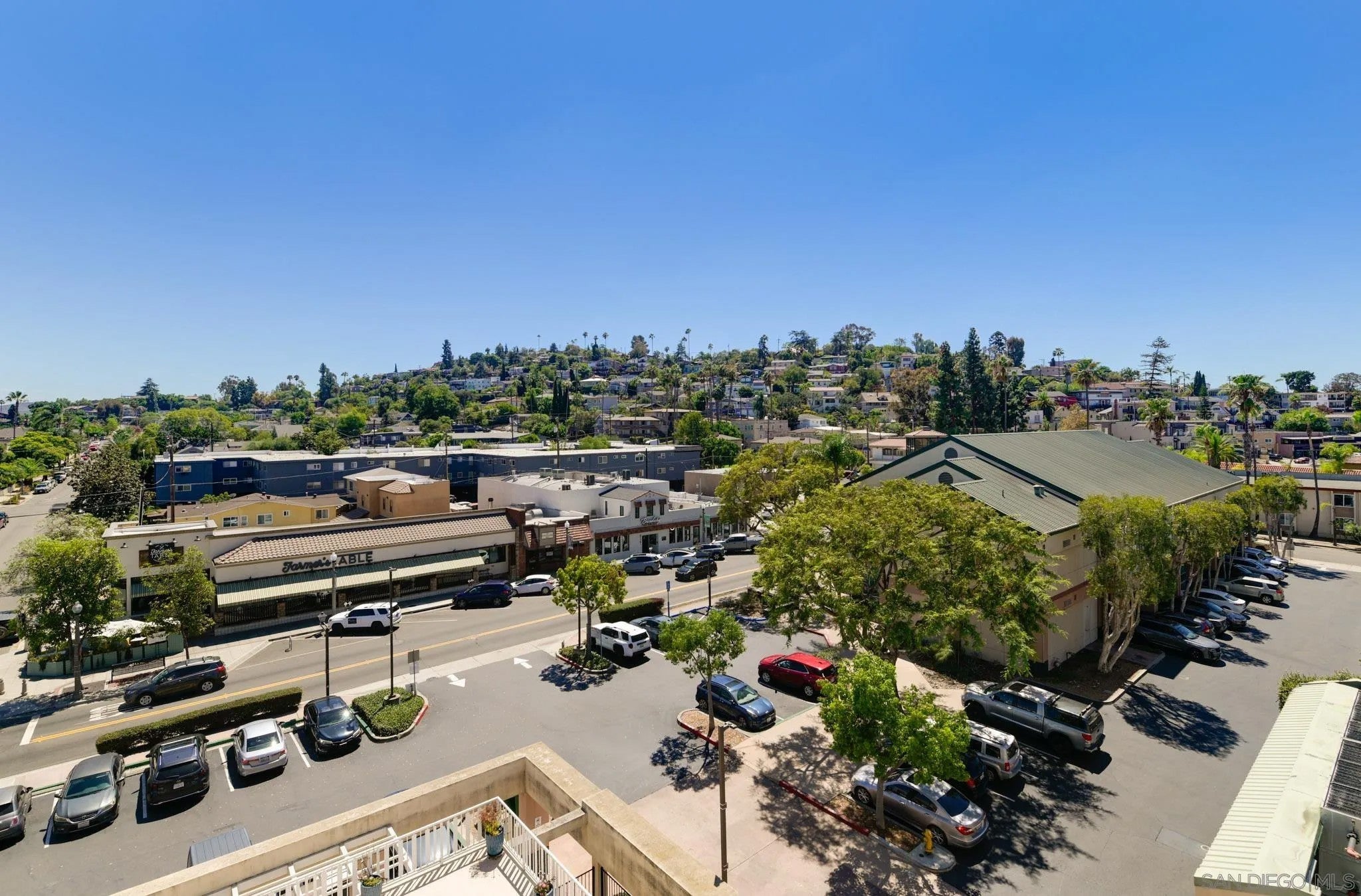 4701 Date Ave 423