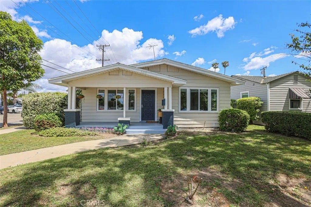 Photo of 600 S Emily St, Anaheim, CA 92805 (MLS # OC26074158)