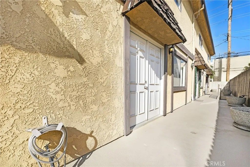 Photo of 437 Ivy Street #4, Glendale, CA 91204 (MLS # GD25273863)