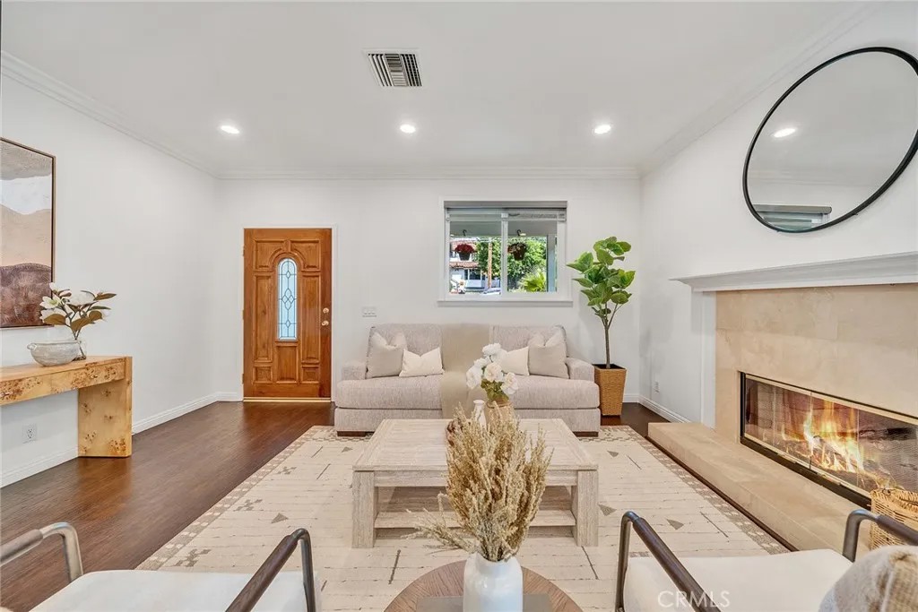 270 Grand Avenue