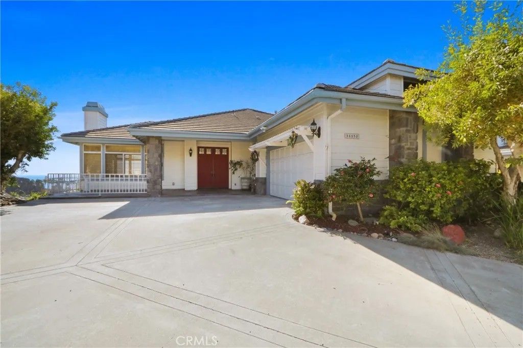 Photo of 34152 Cambridge Rd, Dana Point, CA 92629 (MLS # OC25273080)