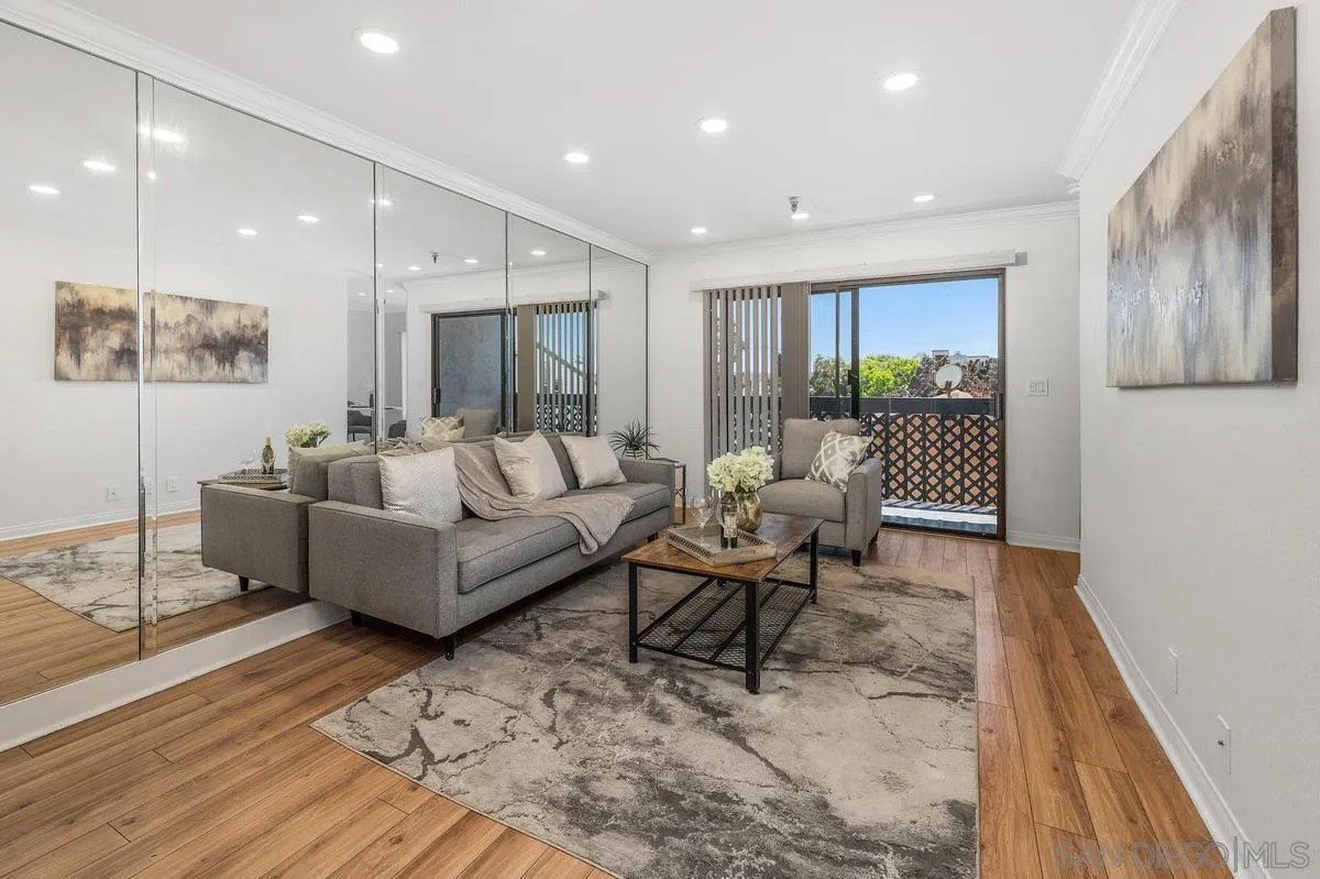 2990 Mission Blvd 303