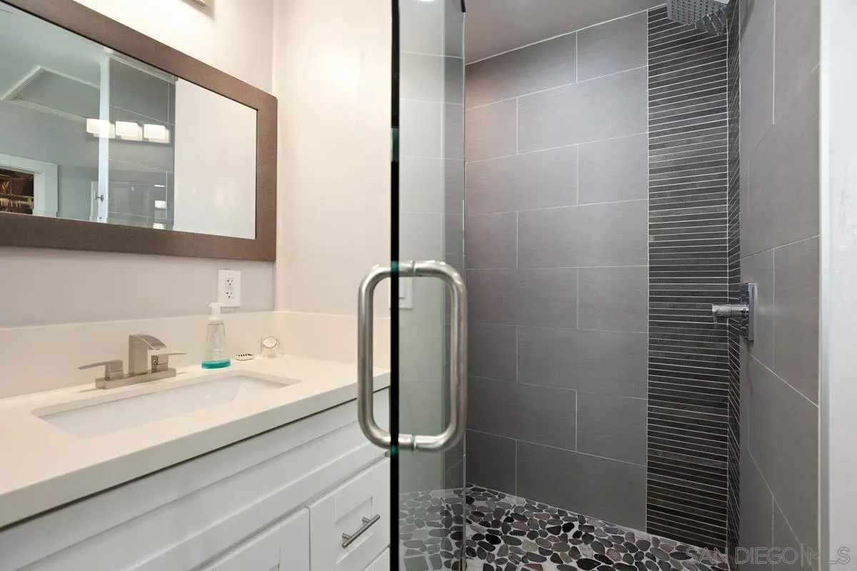 San Diego, California 92109, United States, 2 Bedrooms Bedrooms, ,4 BathroomsBathrooms,Residential,Active,183448