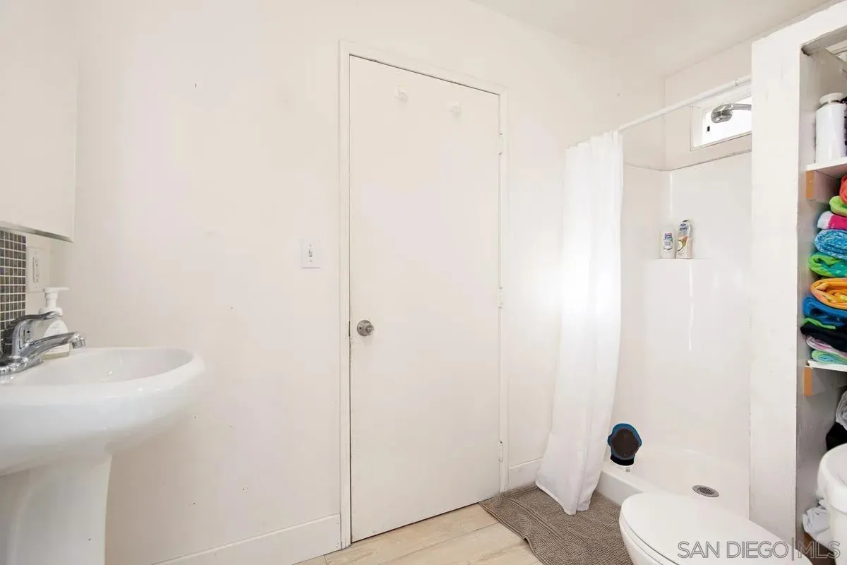 San Diego, California 92109, United States, 2 Bedrooms Bedrooms, ,4 BathroomsBathrooms,Residential,Active,183448