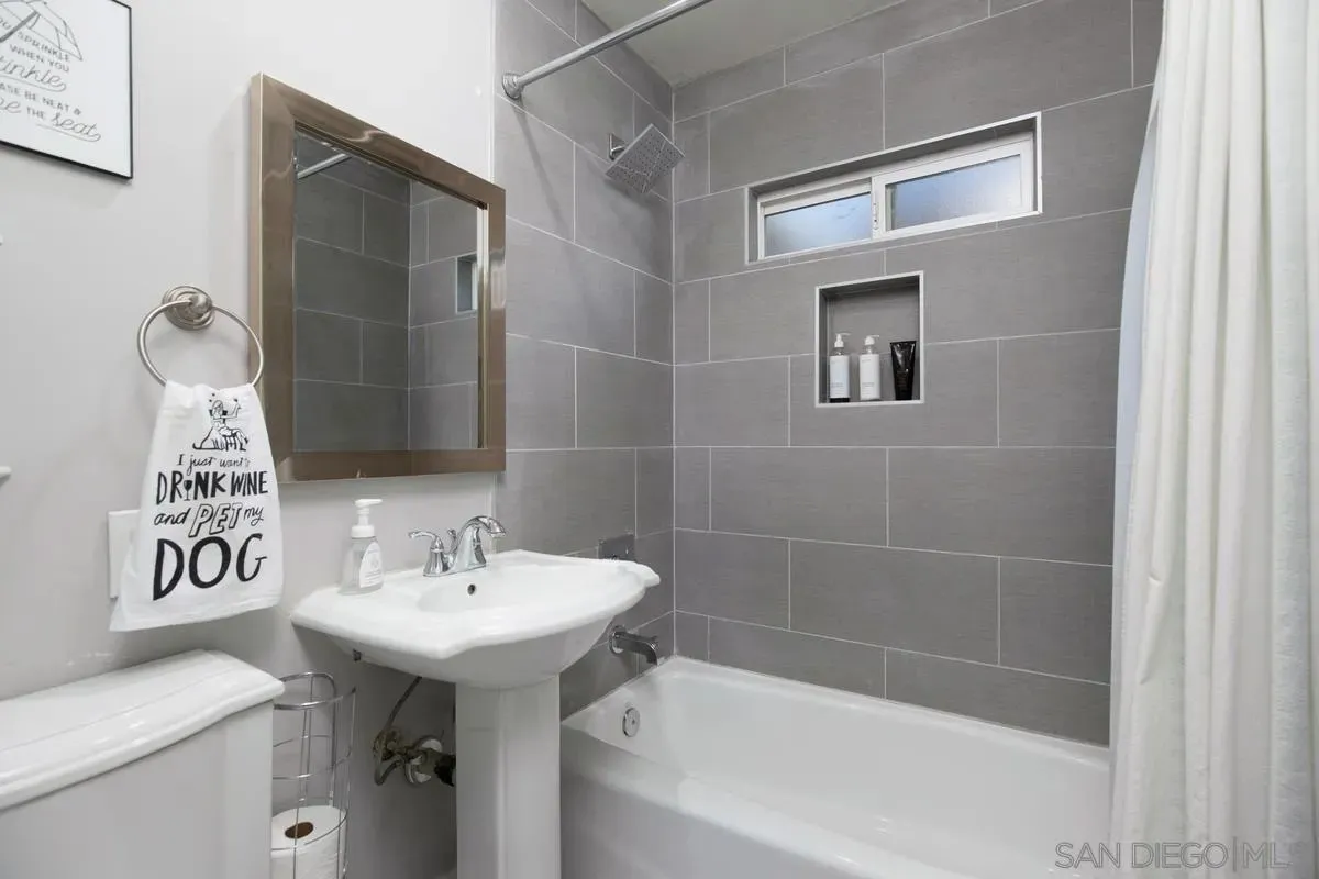 San Diego, California 92109, United States, 2 Bedrooms Bedrooms, ,4 BathroomsBathrooms,Residential,Active,183448