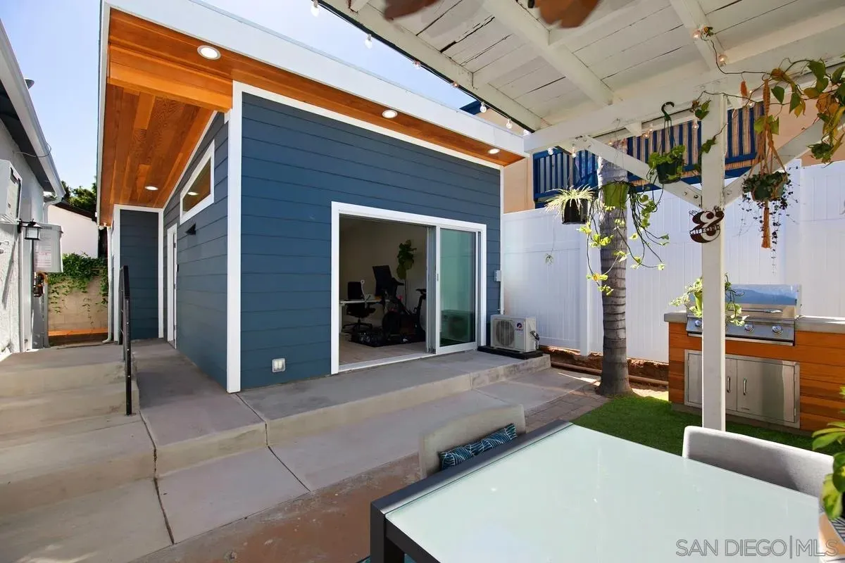 San Diego, California 92109, United States, 2 Bedrooms Bedrooms, ,4 BathroomsBathrooms,Residential,Active,183448