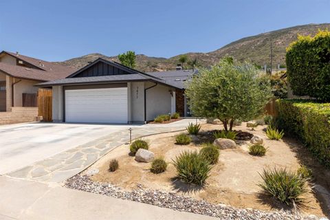 Photo of 7477 Volclay DR, San Diego, CA 92119 (MLS # 260011338)