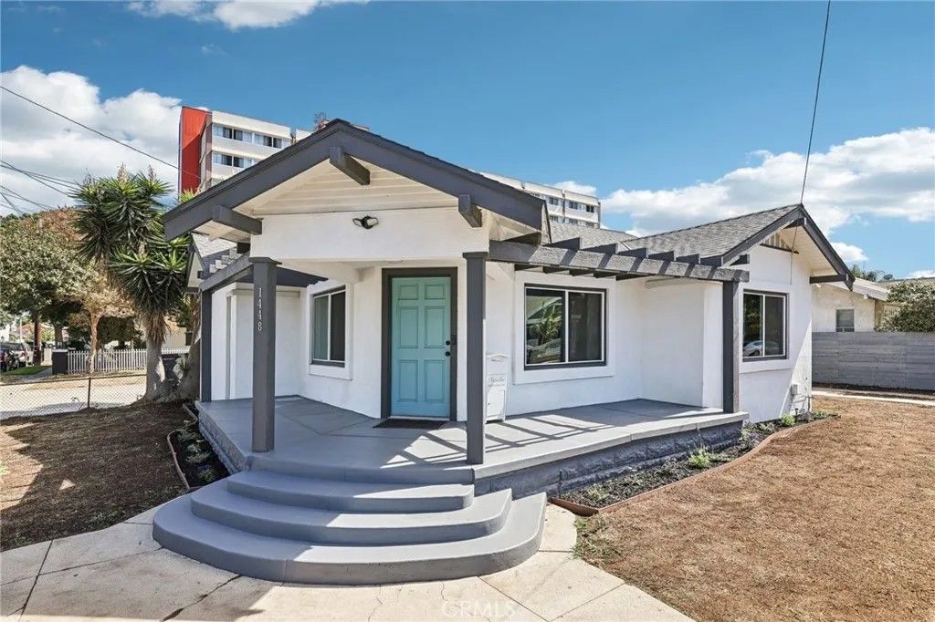 Photo of 1448 Lemon Avenue, Long Beach, CA 90813 (MLS # SB26052255)