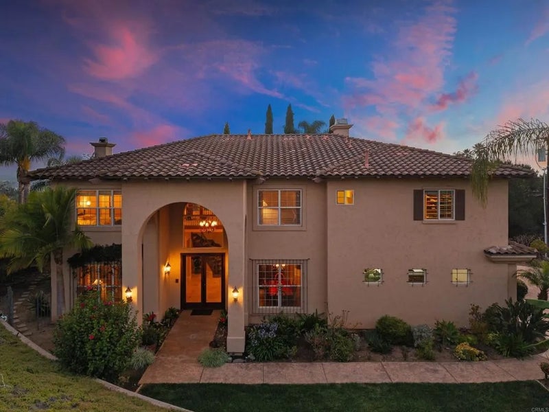 1829 Elevado Road