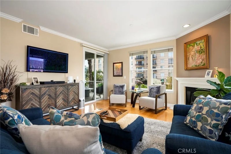1000 E Ocean Boulevard 510