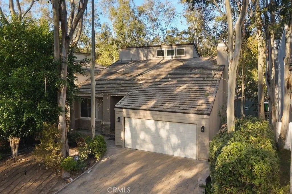 Photo of 24751 Woodhill Ln, Lake Forest, CA 92630 (MLS # LG25274779)