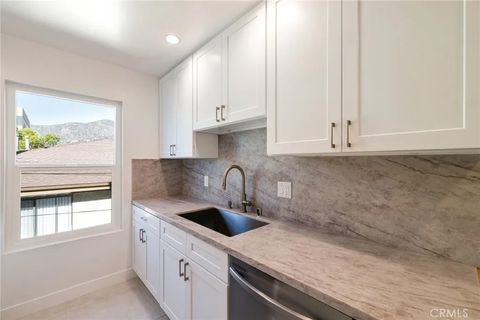 Tiny photo for 409 Burchett St #210, Glendale, CA 91203 (MLS # BB25252732)