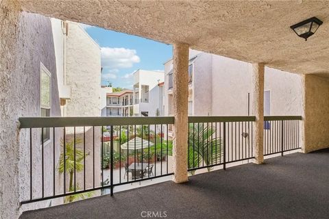 Tiny photo for 409 Burchett St #210, Glendale, CA 91203 (MLS # BB25252732)