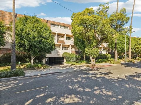 Tiny photo for 409 Burchett St #210, Glendale, CA 91203 (MLS # BB25252732)