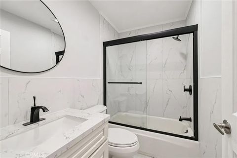 Tiny photo for 409 Burchett St #210, Glendale, CA 91203 (MLS # BB25252732)