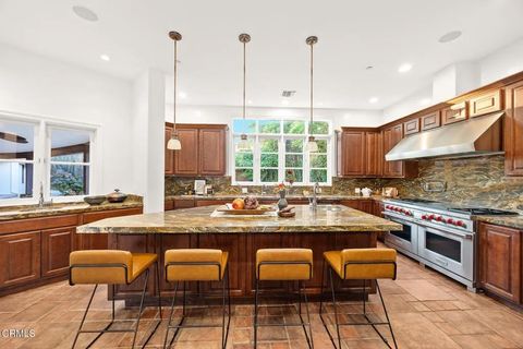 Tiny photo for 1533 Rancho Avenue, Glendale, CA 91201 (MLS # P1-25009)