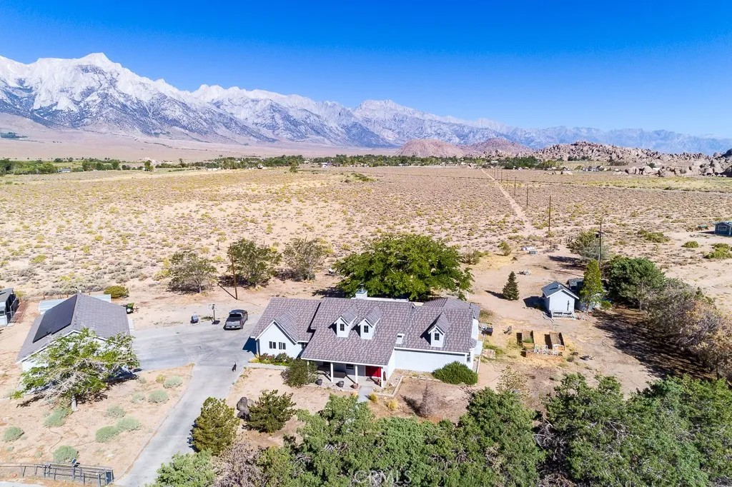 400 Dominy Drive